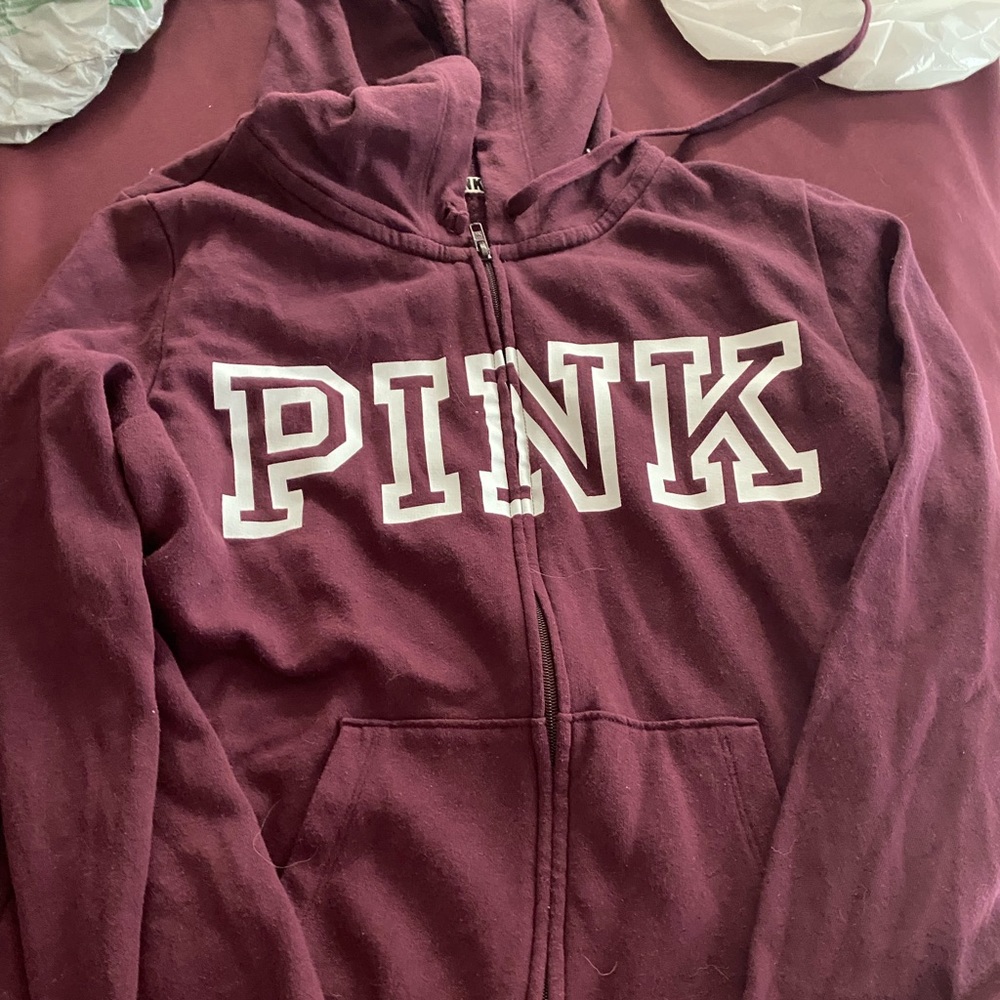 VS pink zip up. Great condition- large